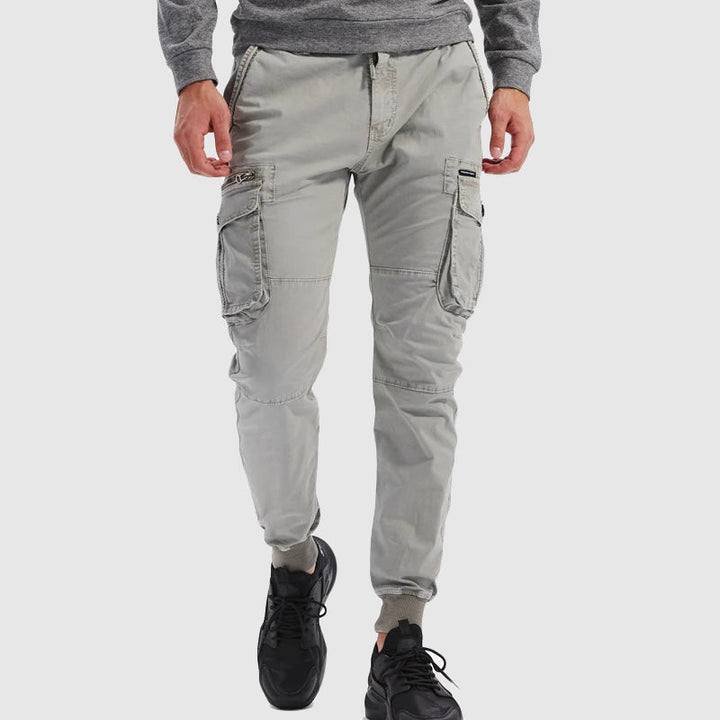 Brian | Casual herenbroek met cargozakken en slanke pasvorm